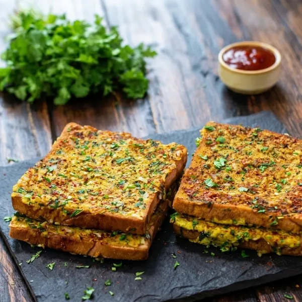 10-Minute Masala Egg Toast 10-Minute Masala Egg Toast