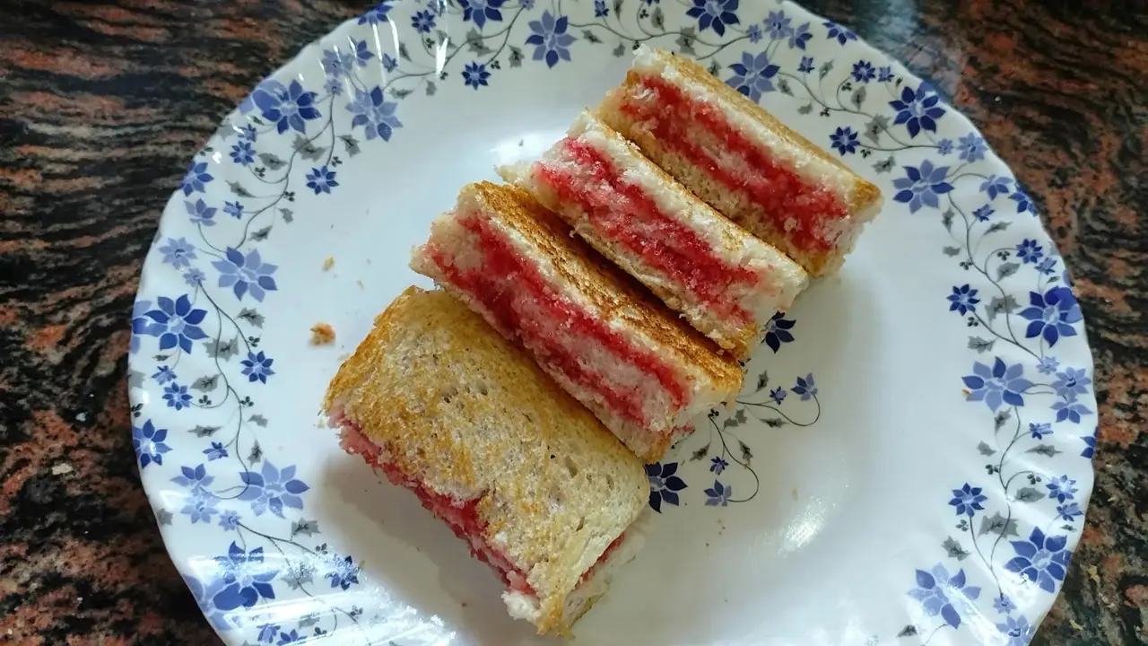 5-Minute Roasted Jam Sandwich 5-Minute Roasted Jam Sandwich