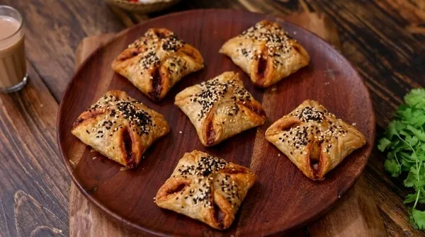 Bakery-Style Crispy Egg Puffs Bakery-Style Crispy Egg Puffs