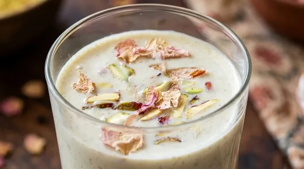 Easy Holi Special Thandai Drink Easy Holi Special Thandai Drink