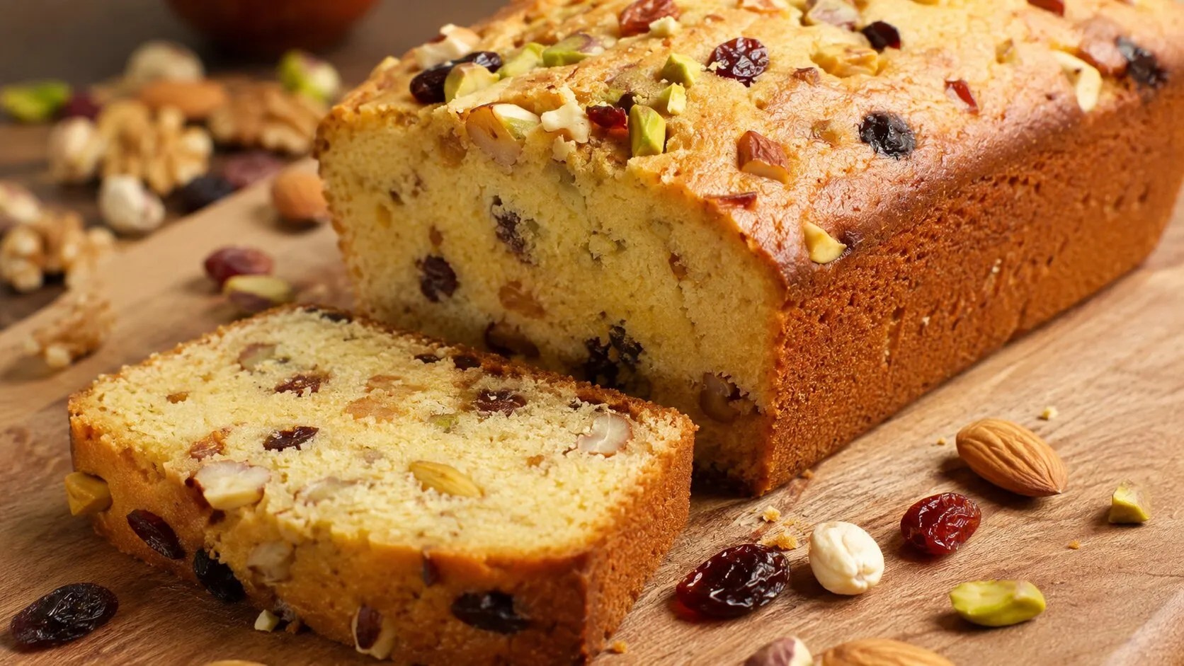 Moist & Delicious Date and Walnut Loaf