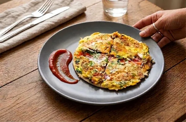 Quick & Easy Instant Egg Uttapam