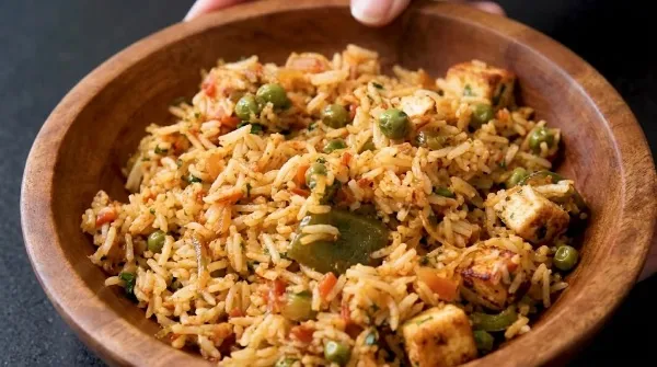 Quick & Easy Vegetable Paneer Pulao Quick & Easy Vegetable Paneer Pulao